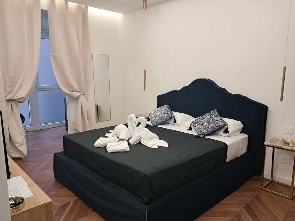Deluxe Room | Premium bedding, down comforters, in-room safe, free WiFi