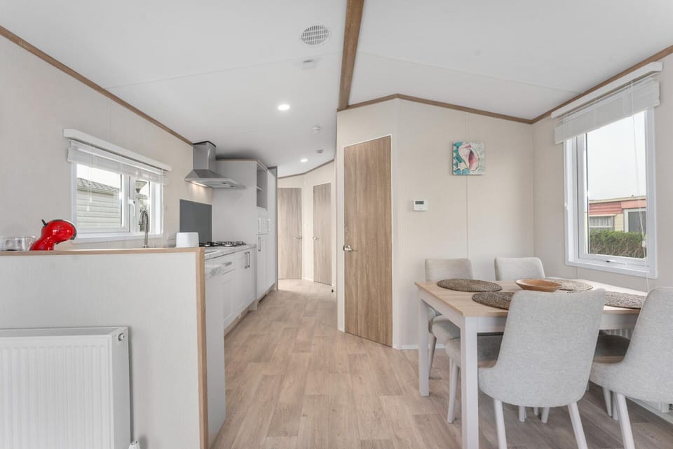 Chalet | Dining