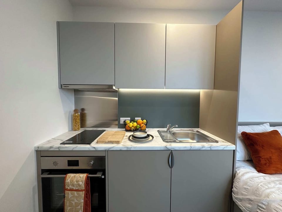 Studio, Non Smoking | Private kitchen