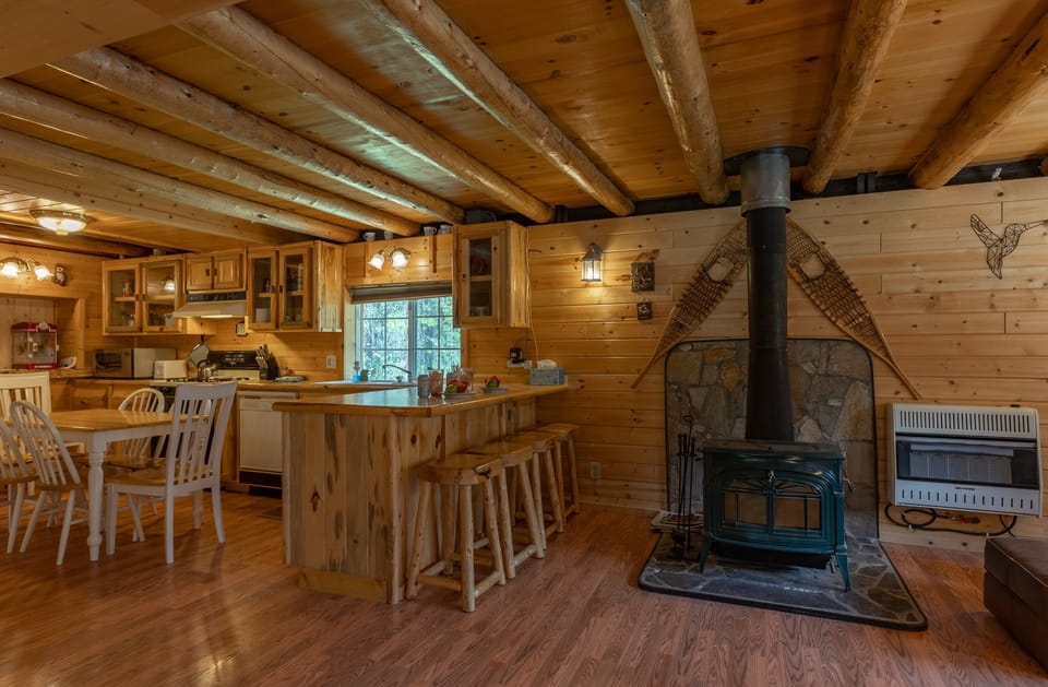 Chalet (3 Bedrooms) | Front of property