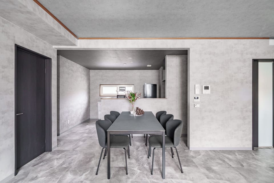 Apartment | Dining