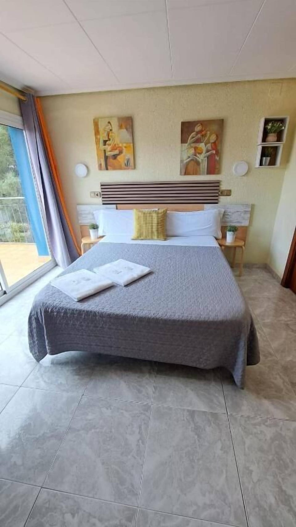 Standard Triple Room, Patio, Courtyard View