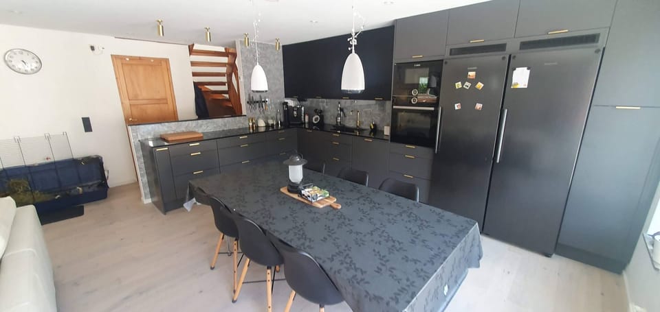 House, 3 Bedrooms, Smoking, Balcony | Interior