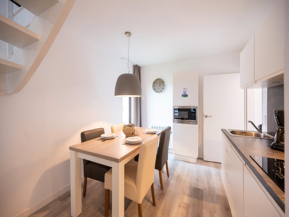 Apartment | Dining