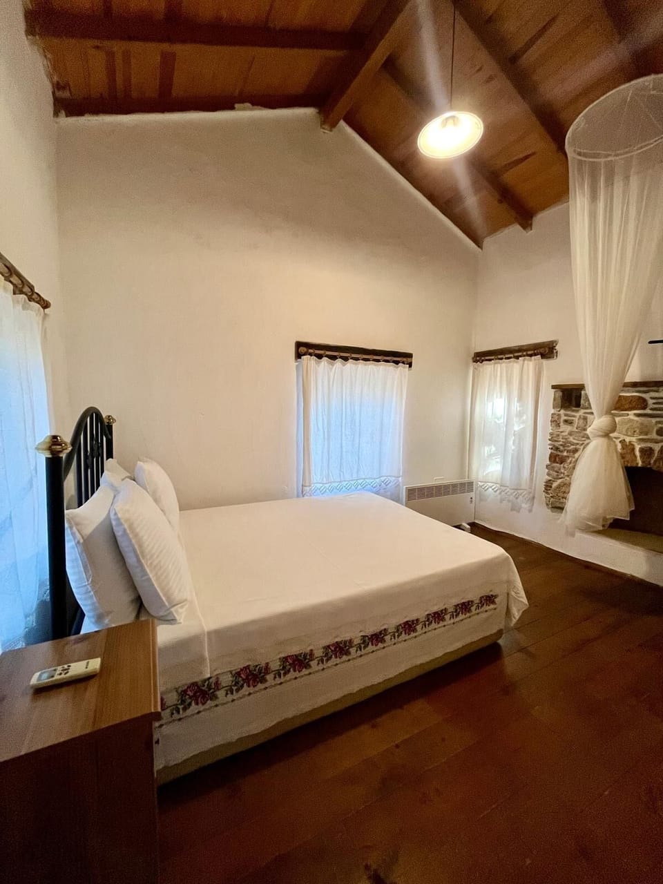 Junior Double Room, Garden View | Desk, laptop workspace, iron/ironing board, free WiFi
