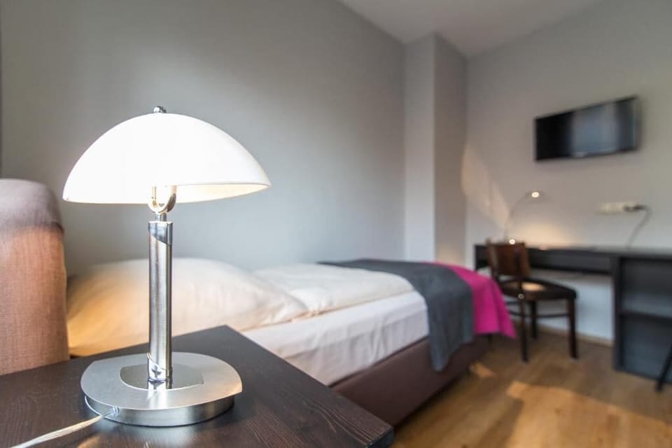 Economy Single Room | In-room safe, free WiFi