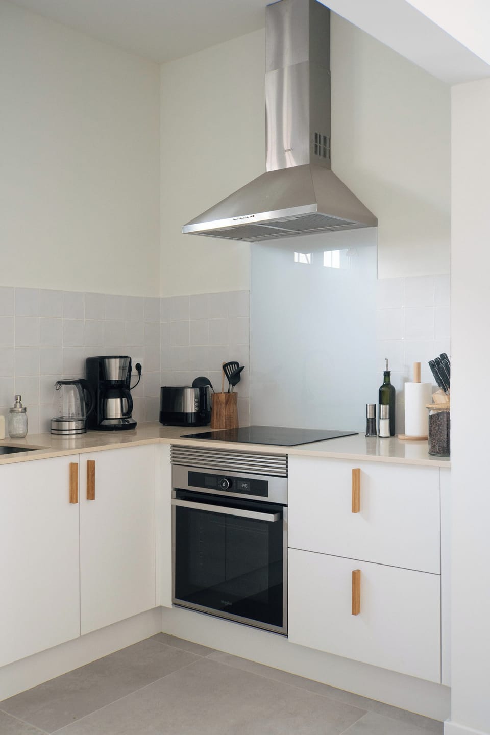 Apartment | Private kitchen | Shared fridge, microwave