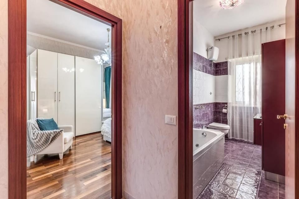 Standard Room, Balcony | Bathroom | Free toiletries, slippers, towels, soap