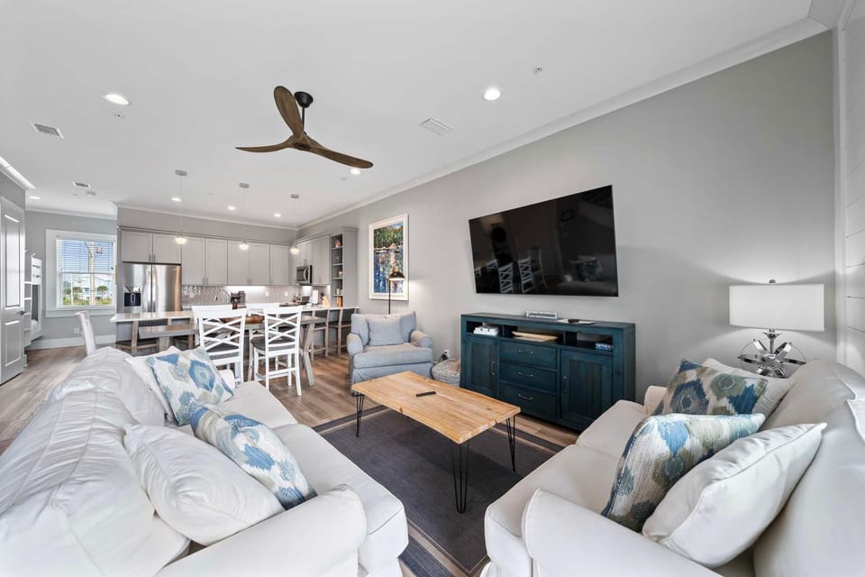 House, Multiple Beds (West Lagoon Cottages- Unit K) | Living area