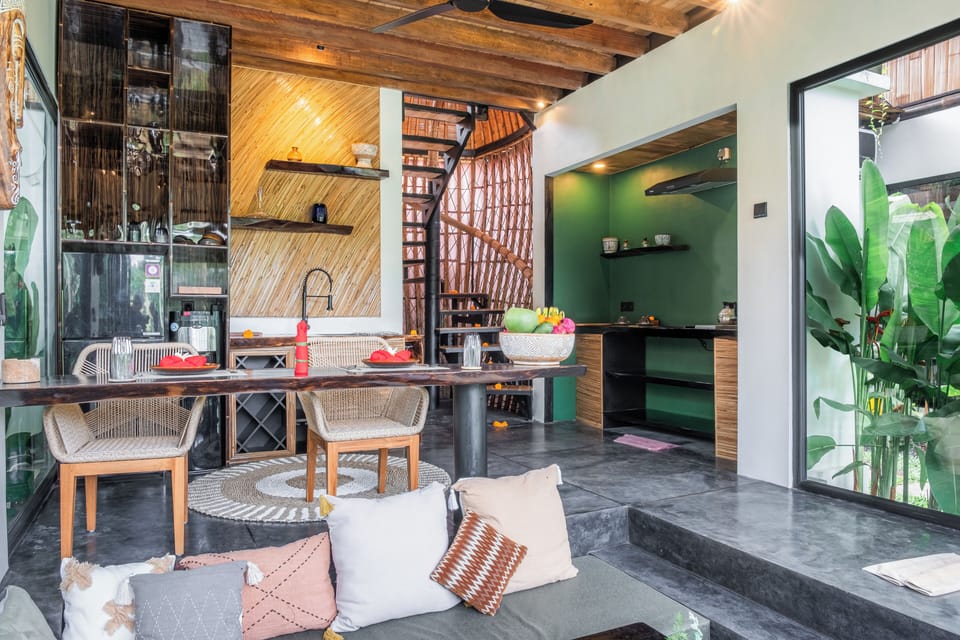 Romantic Duplex, Private Pool, Park View | Private kitchen | Full-size fridge, microwave, oven, stovetop