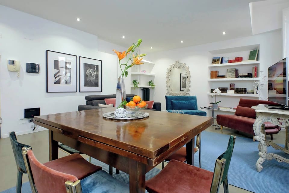 Apartment, 1 Bedroom | Dining room