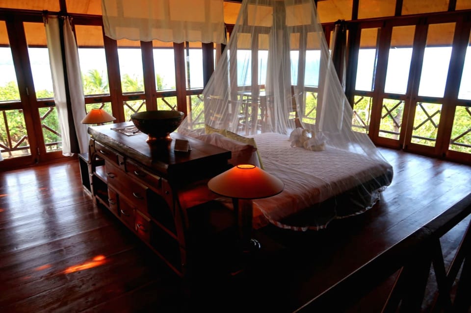 Family Room (Sea Hill Abode) | Individually decorated, individually furnished, blackout drapes