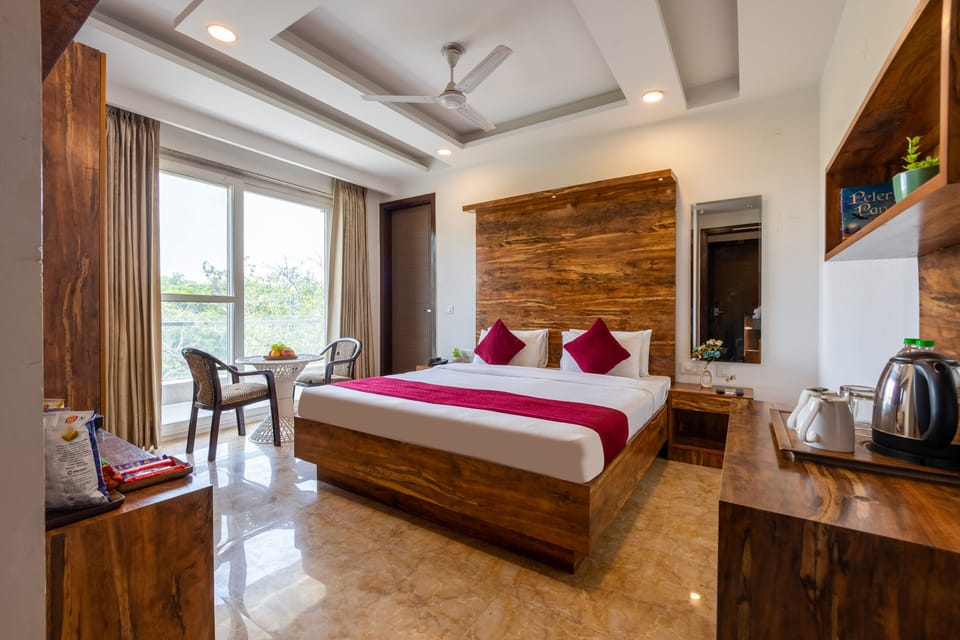 Superior Double Room, Balcony, City View | In-room safe, desk, laptop workspace, soundproofing