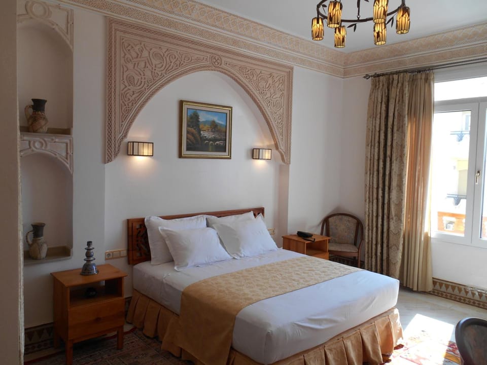 In-room safe, blackout drapes, soundproofing, WiFi (free)