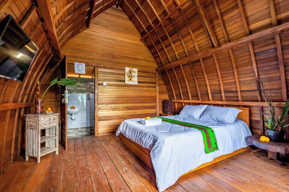 Standard Double Room, Pool View | Desk, laptop workspace, iron/ironing board, free WiFi