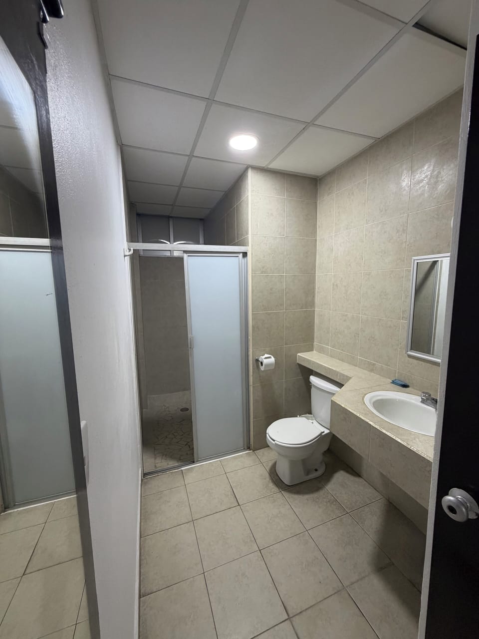 Economy Double Room | Bathroom | Shower, towels, soap, shampoo