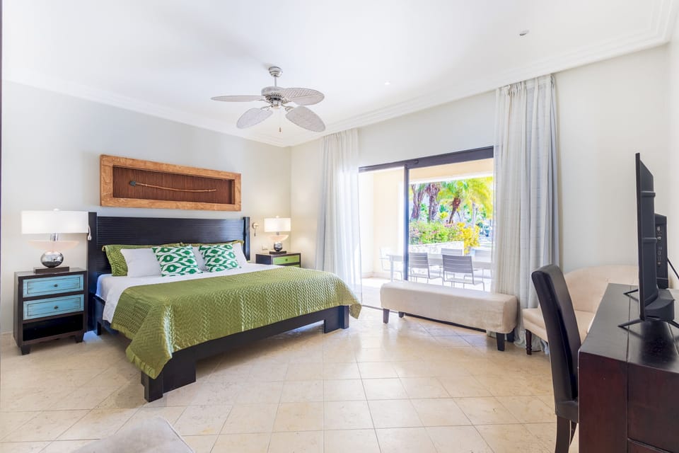 3-bedroom Cap Cana Gem Terrace Picuzzi Marina Apartment in Punta Cana