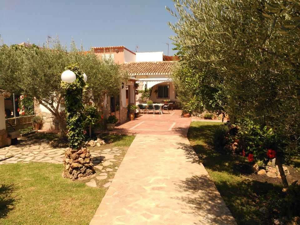 House, Smoking | 4 bedrooms