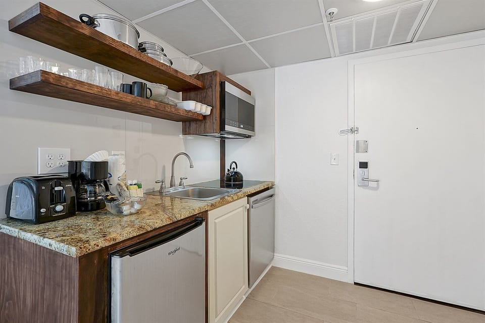 Apartment (1 Bedroom) | Interior