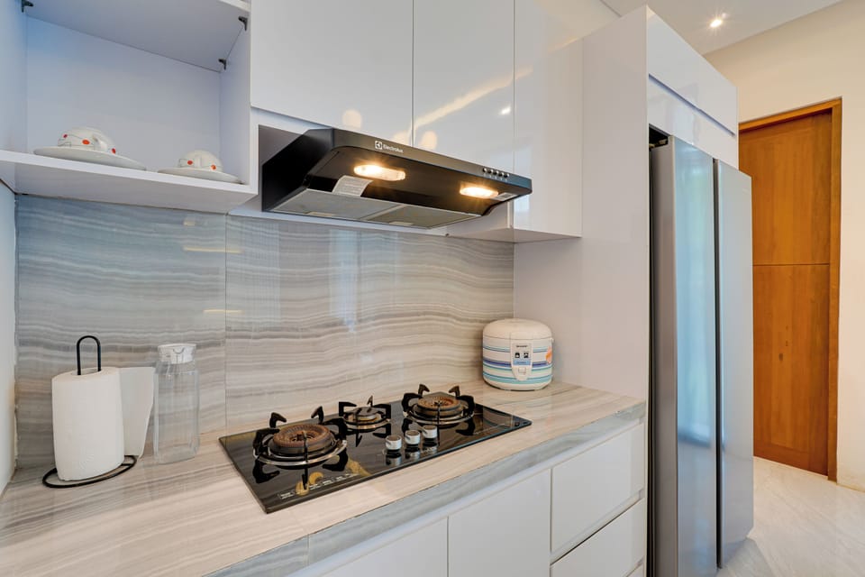 Villa, Balcony, Pool View | Private kitchen | Electric kettle, toaster