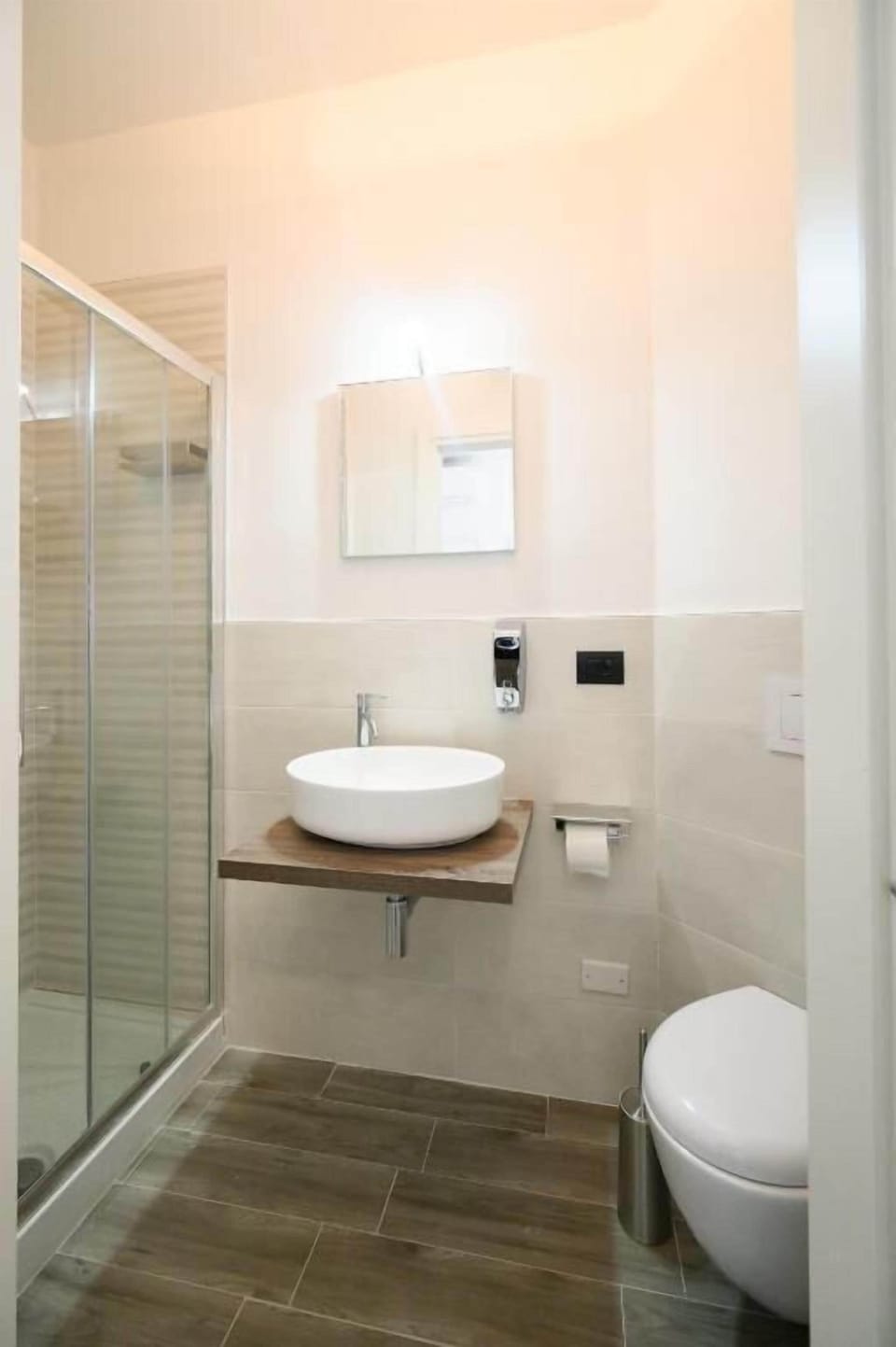 Standard Double Room, Non Smoking, Courtyard View | Bathroom | Shower, hair dryer, towels, soap