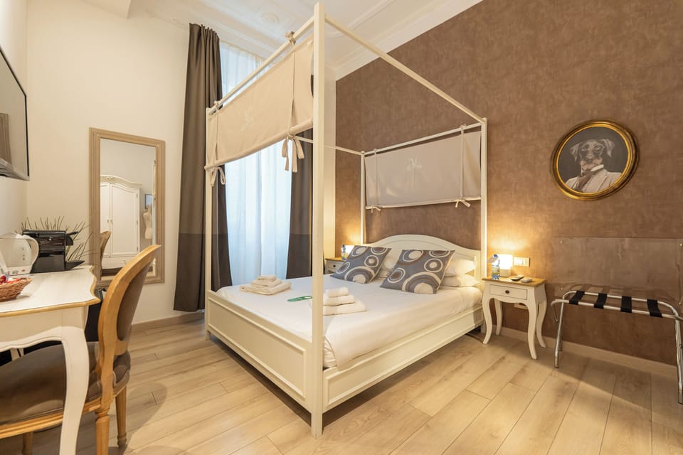 Deluxe Double Room | In-room safe, iron/ironing board, free WiFi