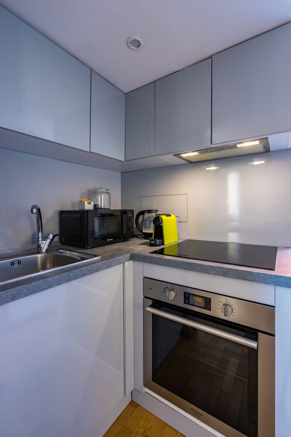 Apartment (1 Bedroom) | Interior