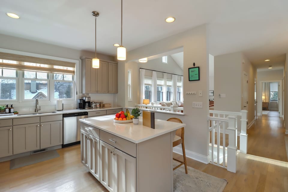 House (4 Bedrooms) | Interior