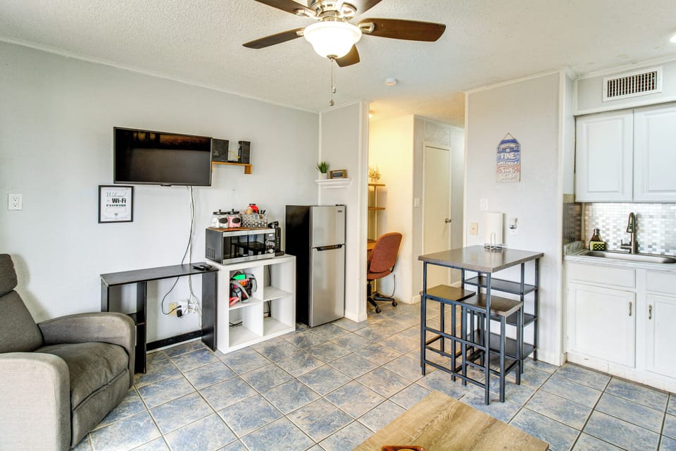 Apartment (1 Bedroom) | Interior