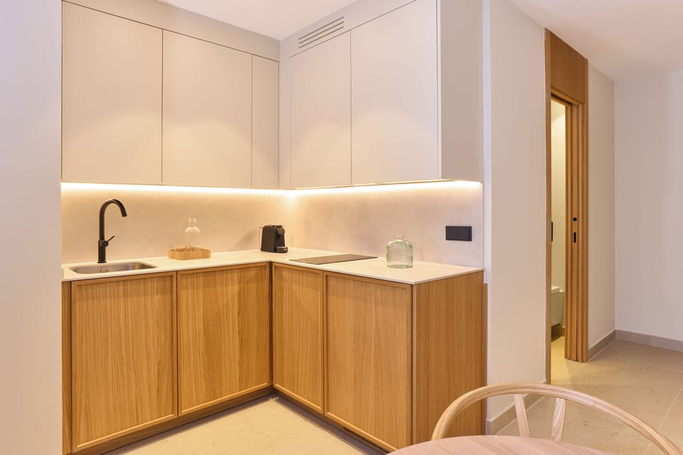 Deluxe Studio, Balcony | Private kitchen | Coffee/tea maker, fridge, microwave, stovetop