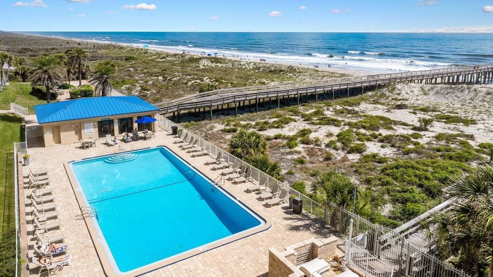Condo, 3 Bedrooms | Pool