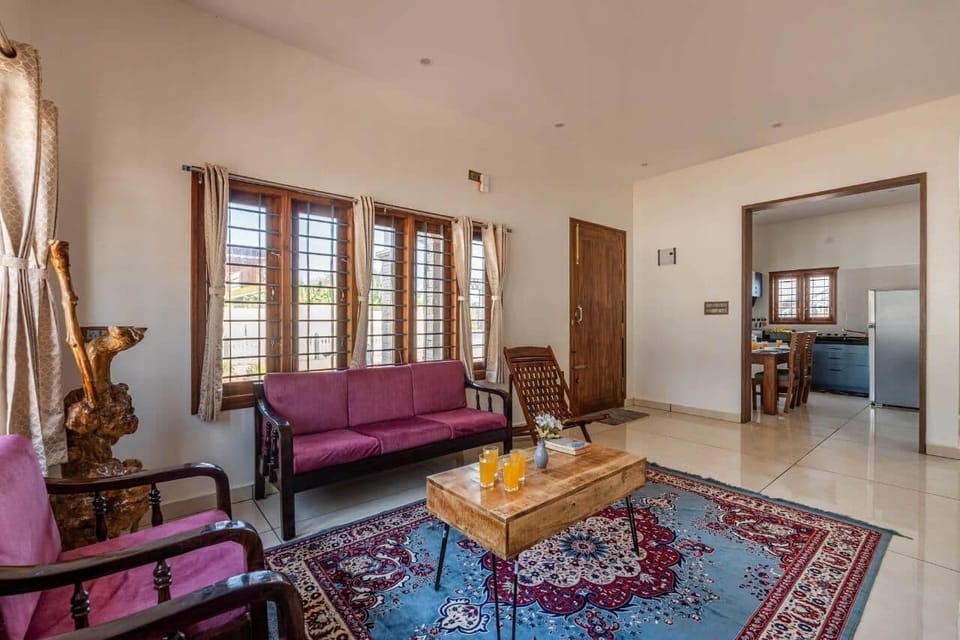 Villa | Living area | Flat-screen TV