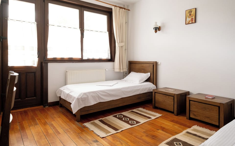 Double or Twin Room, Balcony, City View | Minibar, iron/ironing board, free WiFi, bed sheets