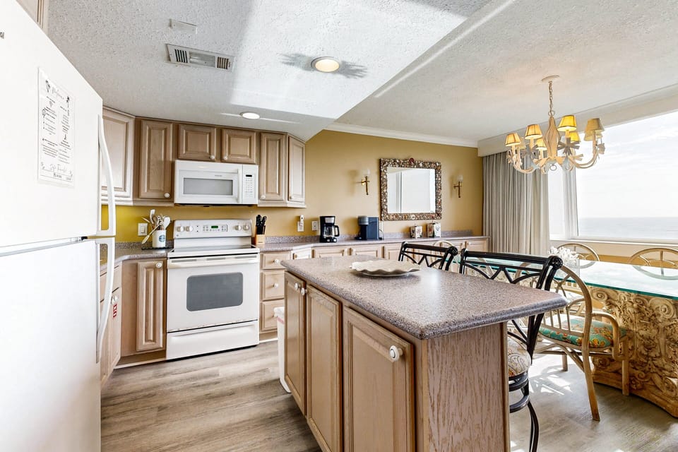 Condo, Multiple Beds, Patio, Ocean View (1135 Beach Walker) | Private kitchen