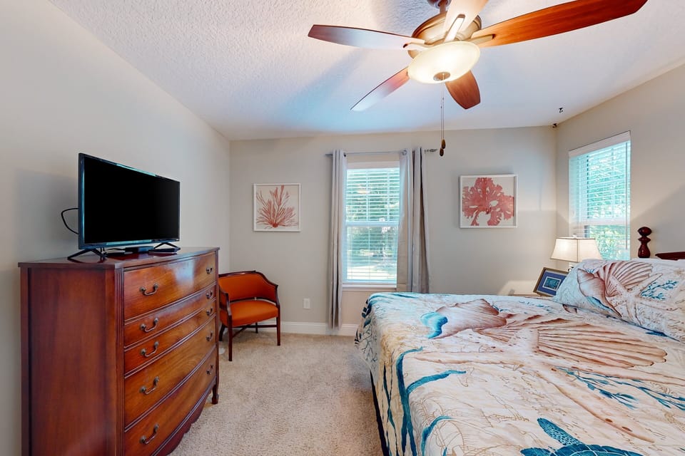 Apartment, 1 King Bed with Sofa bed, Patio, Garden View (Pine Trail Place - Unit A) | 1 bedroom, individually decorated, individually furnished