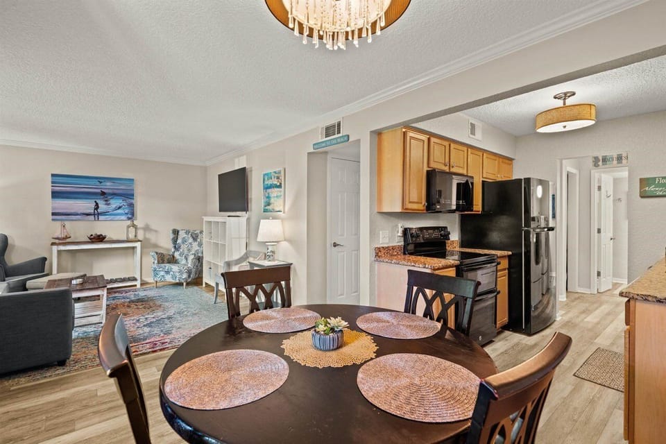 Condo, Multiple Beds, Patio, Pool View (Clipper Cabana Beachwalk Condo) | Interior
