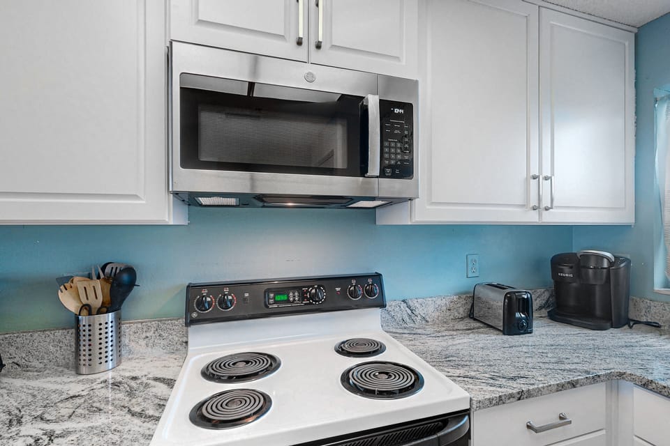 Condo, Multiple Beds, Hot Tub, Beach View (Ocean Village Club F31) | Private kitchen