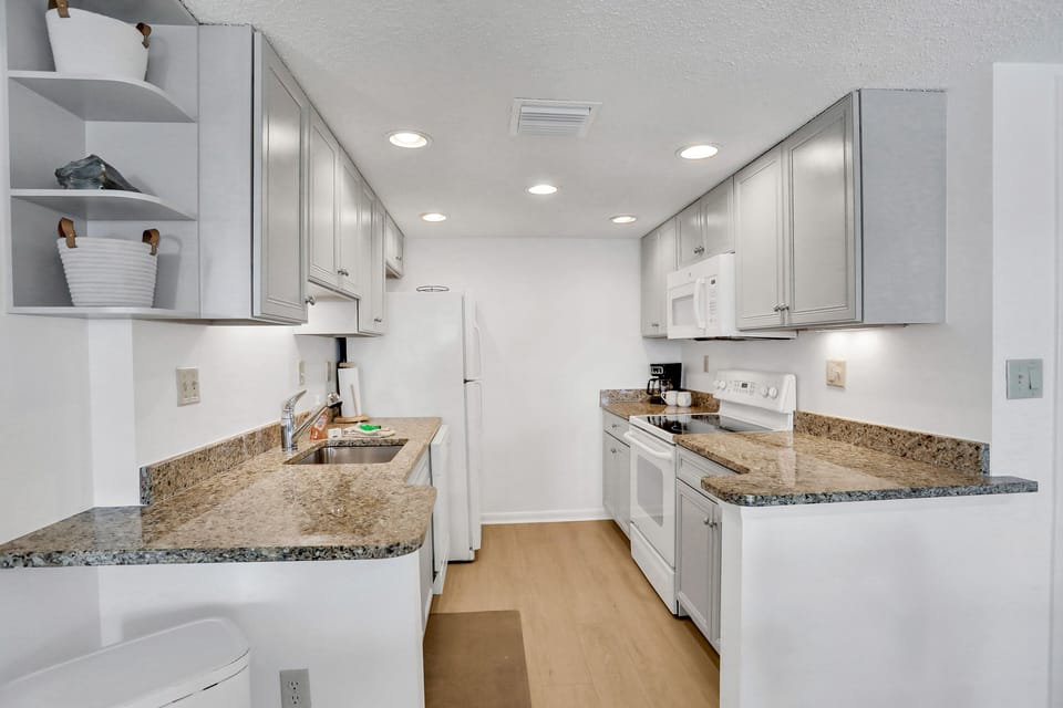 Condo, Multiple Beds, Balcony, Ocean View (215-216 Sandcastles) | Private kitchen