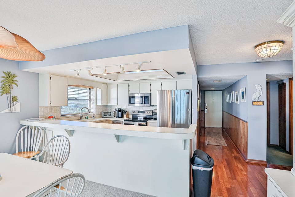 Condo, Multiple Beds, Pool Access, Ocean View (Sand Dollar II 408) | Private kitchen