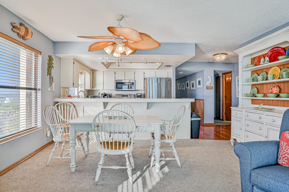 Condo, Multiple Beds, Pool Access, Ocean View (Sand Dollar II 408) | Private kitchen