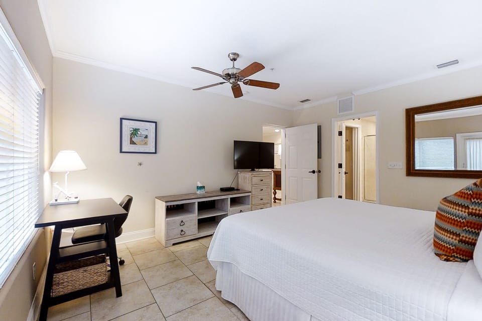 Condo, Multiple Beds, Balcony, Pool View (2533-34 Tennis Villas) | 2 bedrooms, individually decorated, individually furnished, bed sheets