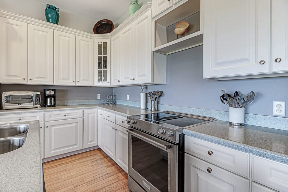 Condo, Multiple Beds, Patio (3117 Marsh View) | Private kitchen