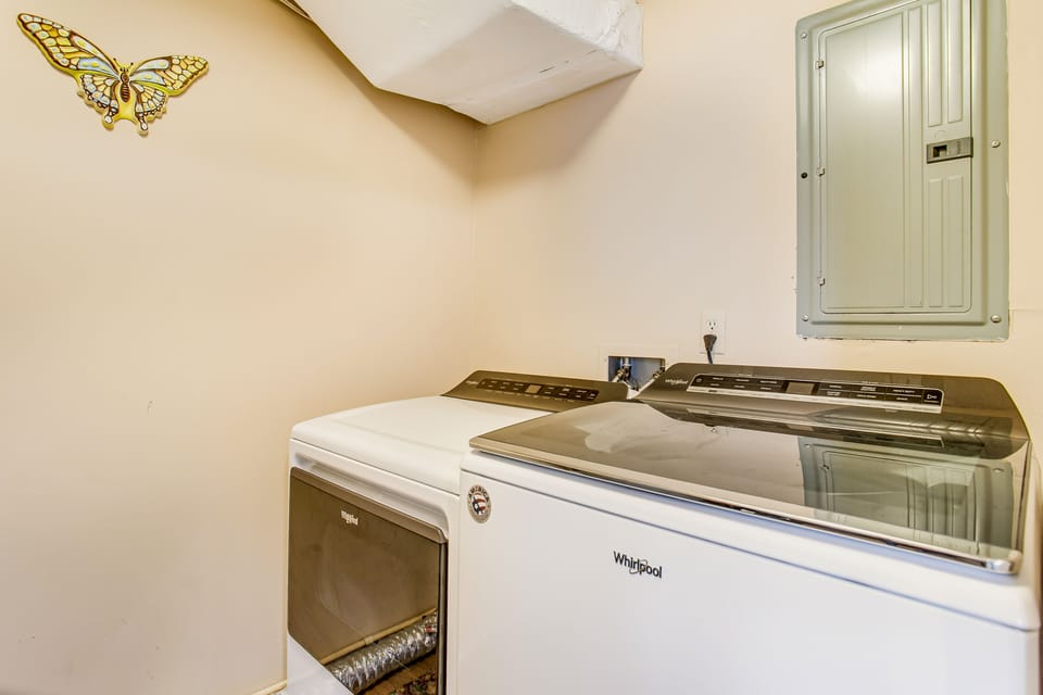 Condo, Multiple Beds, Patio, Beach View (1180 Beach Walker) | Laundry