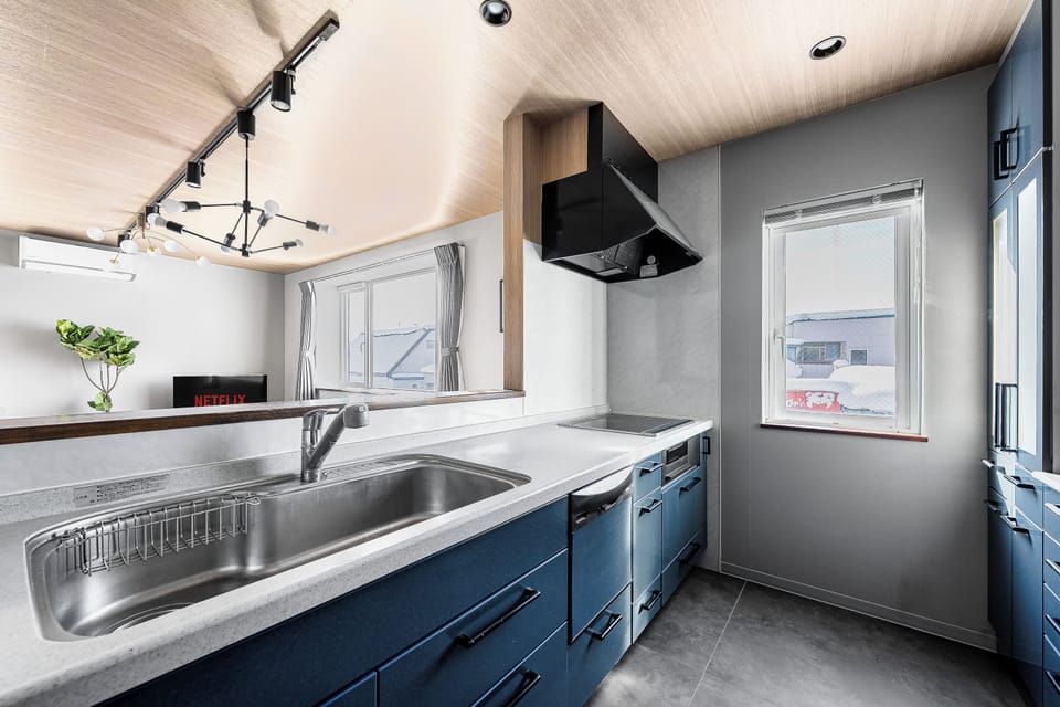 Fridge, microwave, stovetop, rice cooker