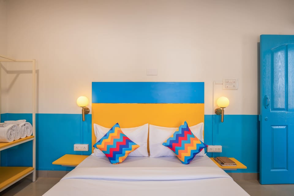 Deluxe Private AC Room with Ensuite Bathroom | Free WiFi