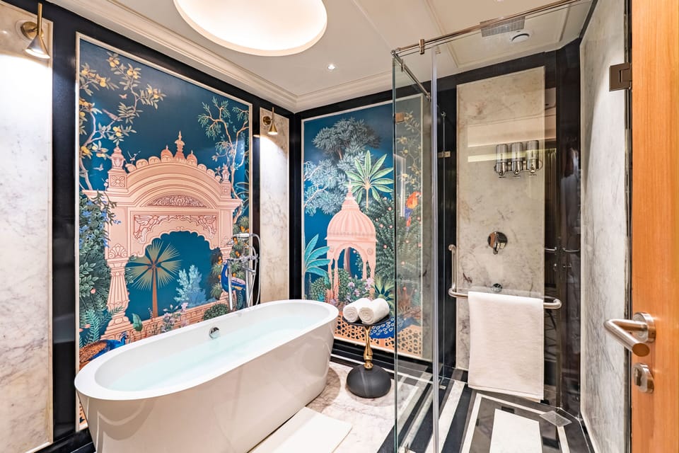 Suite | Bathroom | Free toiletries, slippers, soap, shampoo