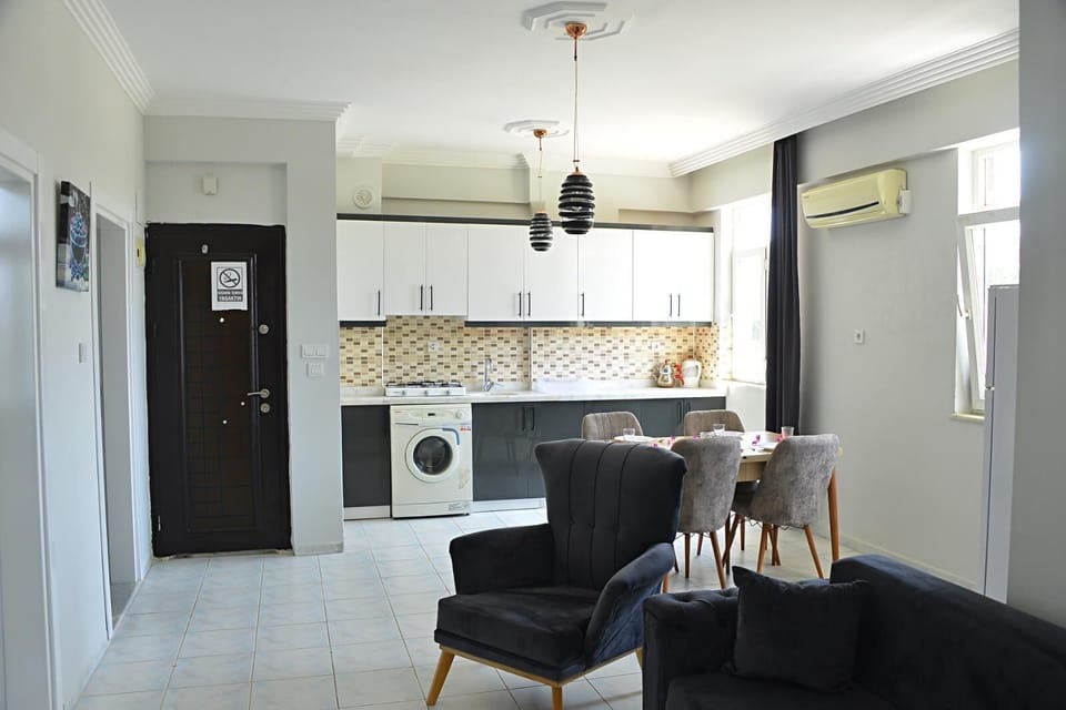 Standard Apartment, Balcony | Private kitchen | Fridge, stovetop, coffee/tea maker, cookware/dishes/utensils