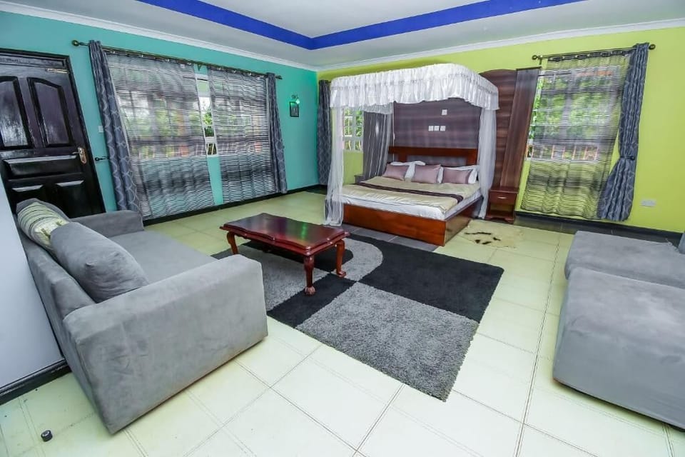 Deluxe Double Room | Individually decorated, individually furnished, free WiFi, bed sheets