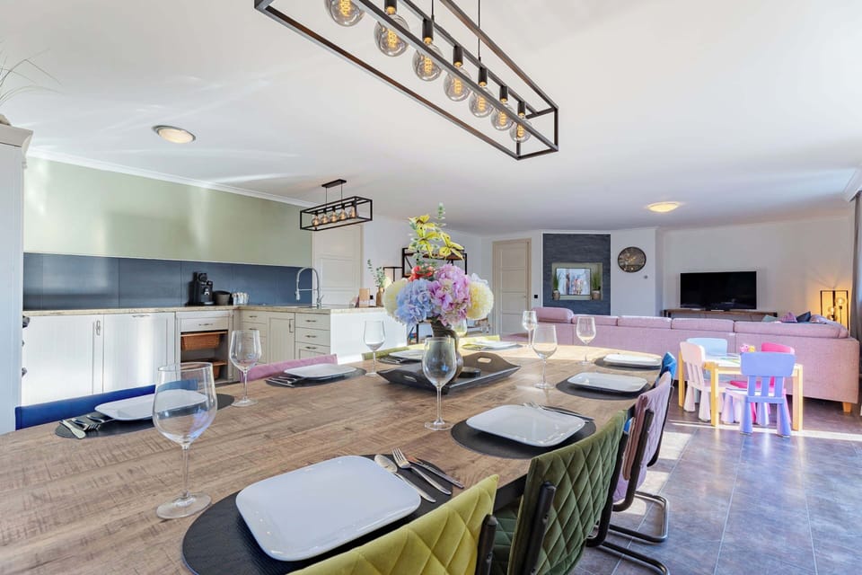 House | Dining