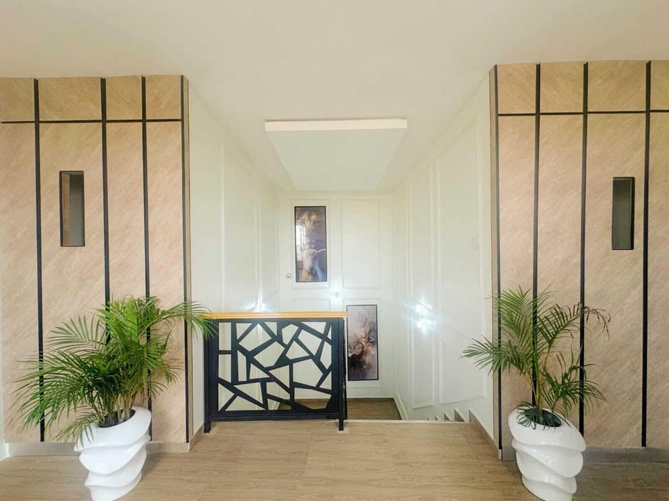 Superior Apartment, Balcony, City View | Interior